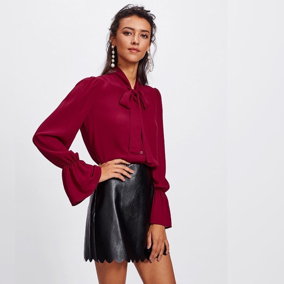 fairlygirly Tops - Bell Sleeve Pussy Bow Chiffon Button Front Blouse